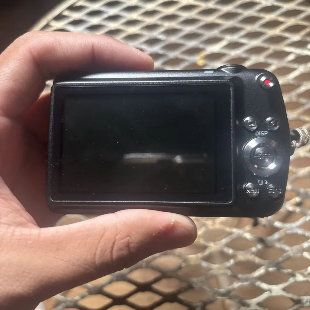 Casio EXILIM EX-S5 10.1MP Digital Camera Black 1 Battery No Charger Tested Works
